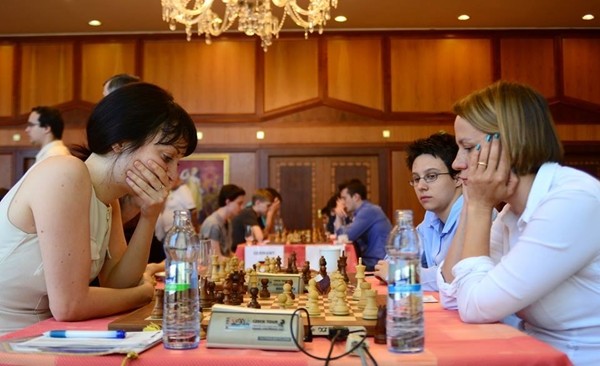 Marina Brunello e Olga Zimina (entrambe a destra) durante l'ottima mitropa CUP.