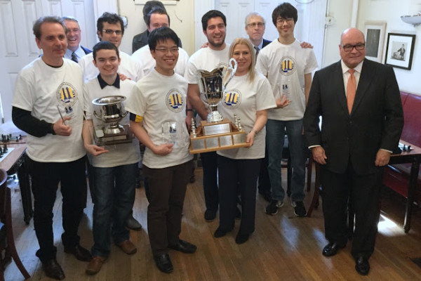 il Team di SUsan POlgar vincitore della Final Four del Campionato universitario USA 2015