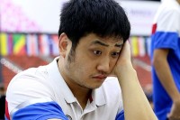 Wang Yue ultimamente si è concentrato in tornei asiatici o tornei a squadre. Torna a disputare un Super Torneo Europeo dopo