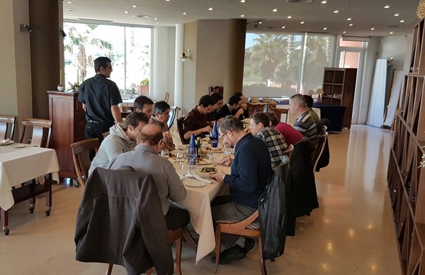Oltre 30.000 punti Elo FIDE a pranzo prima dell'ultimo turno. Foto @SunwayChessOpen