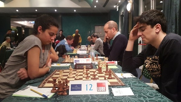 Giorgio Belli impegnato contro Silvia Scarpa