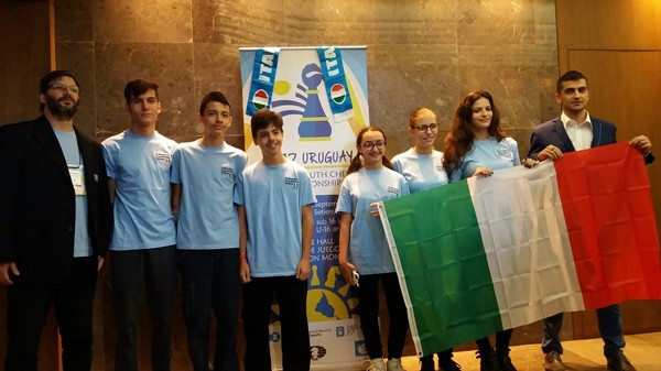 la spedizione azzurra al completo