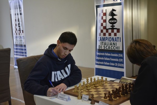 Carnicelli, Campione Italiano Under 18