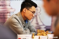 yangyi02_jpg