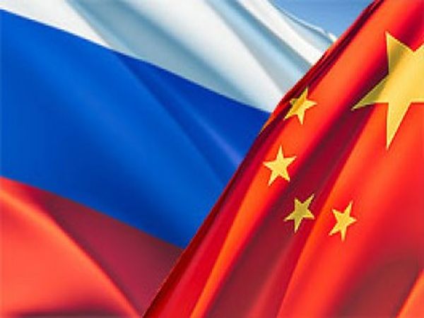 China-and-Russia-flags