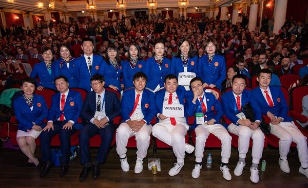 Premiazione_Olimpiadi_2018_Teams_Cina