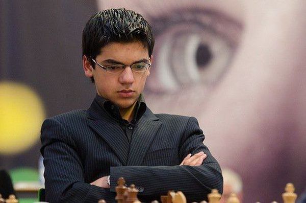 Anish Giri Numero quattro al Mondo, prima scacchiera dell'Olanda ma con un occhio alla media Elo che qualifica al Torneo dei Candidati