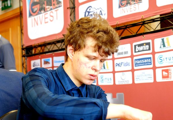 vladislav_artemiev_winner_masters_gib2019