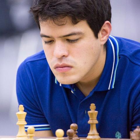 Eduardo-Iturrizaga-Bonelli-Venezuela-900x900_large