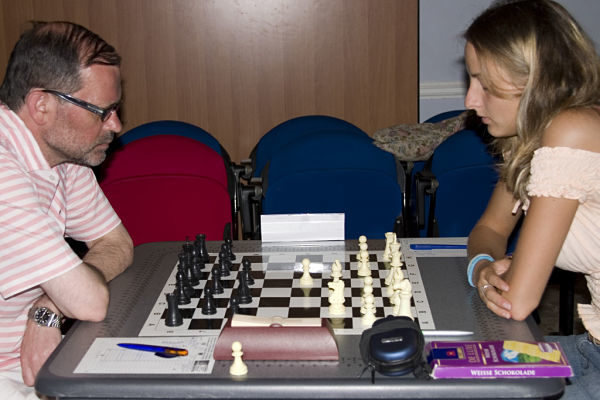 Amantea09_Efimov