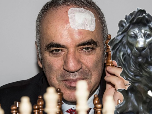 Kasparov leone bronzo