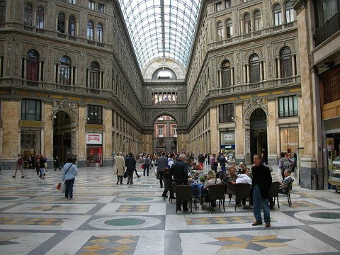 Crociera2010_Napoli_GalleriaUmbertoI