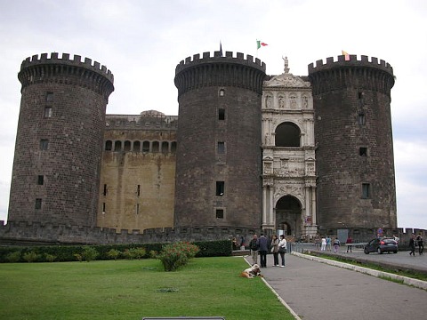 Crociera2010_Napoli_MaschioAngioino