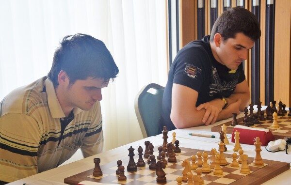 Andrey_and_Yuri_Vovk_at_2015_Andorra_open