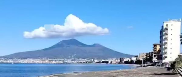 Vesuvio vista da cmmare
