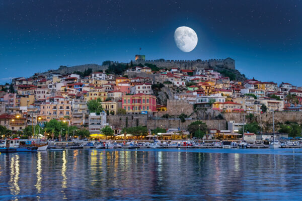 kavala_moon